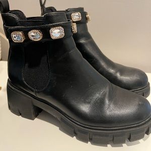 Madden Girl Woman boots